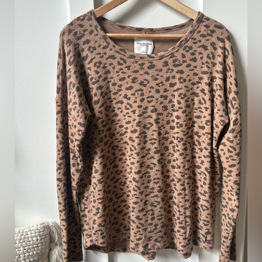 Abercrombie top